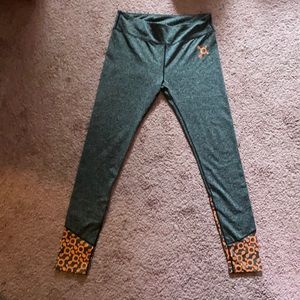 Orange Theory Fitness workout legging